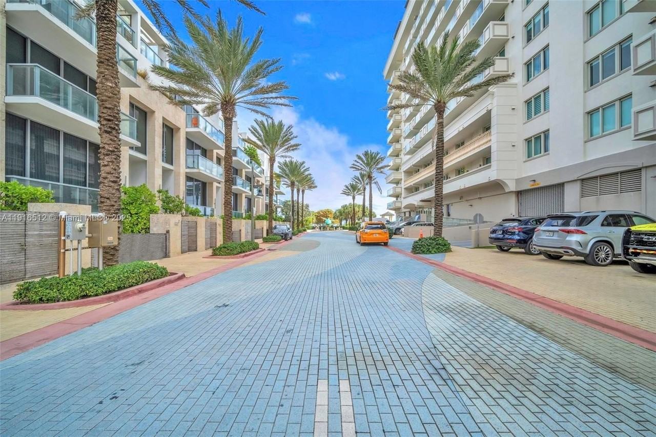 9501 Collins Avenue #1 - Photo 2 of 50