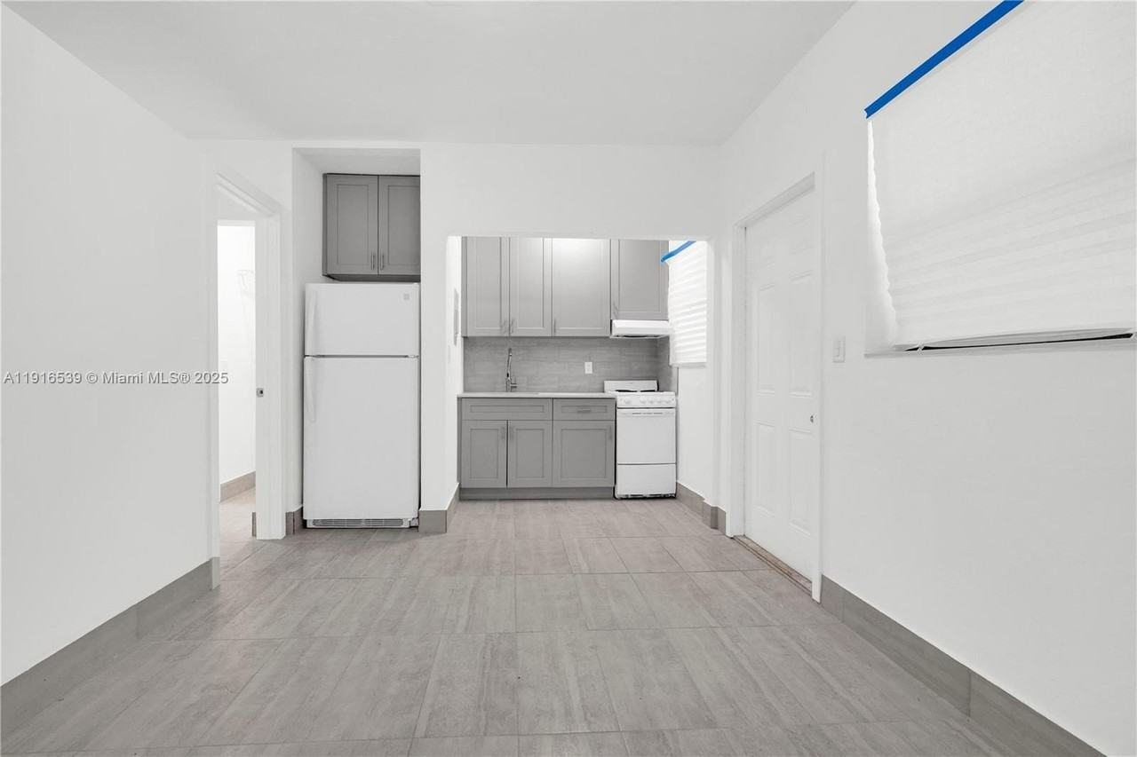 13390 Northeast 6th Avenue #3