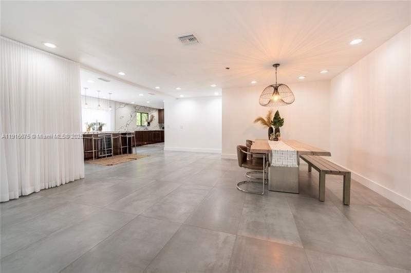 4371 Casper Ct - Photo 4 of 17