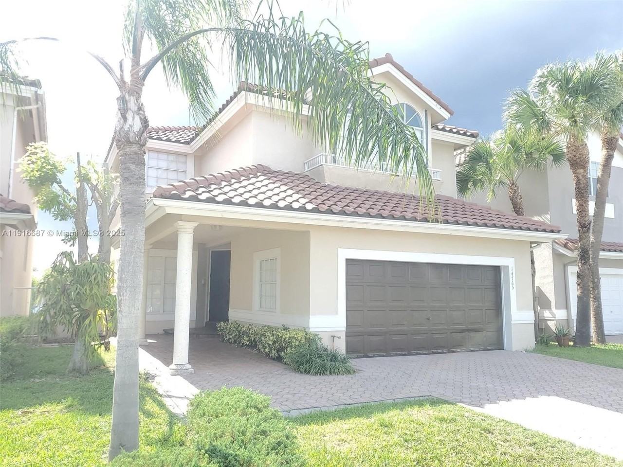 14765 Sw 132nd Pl - Photo 3 of 50