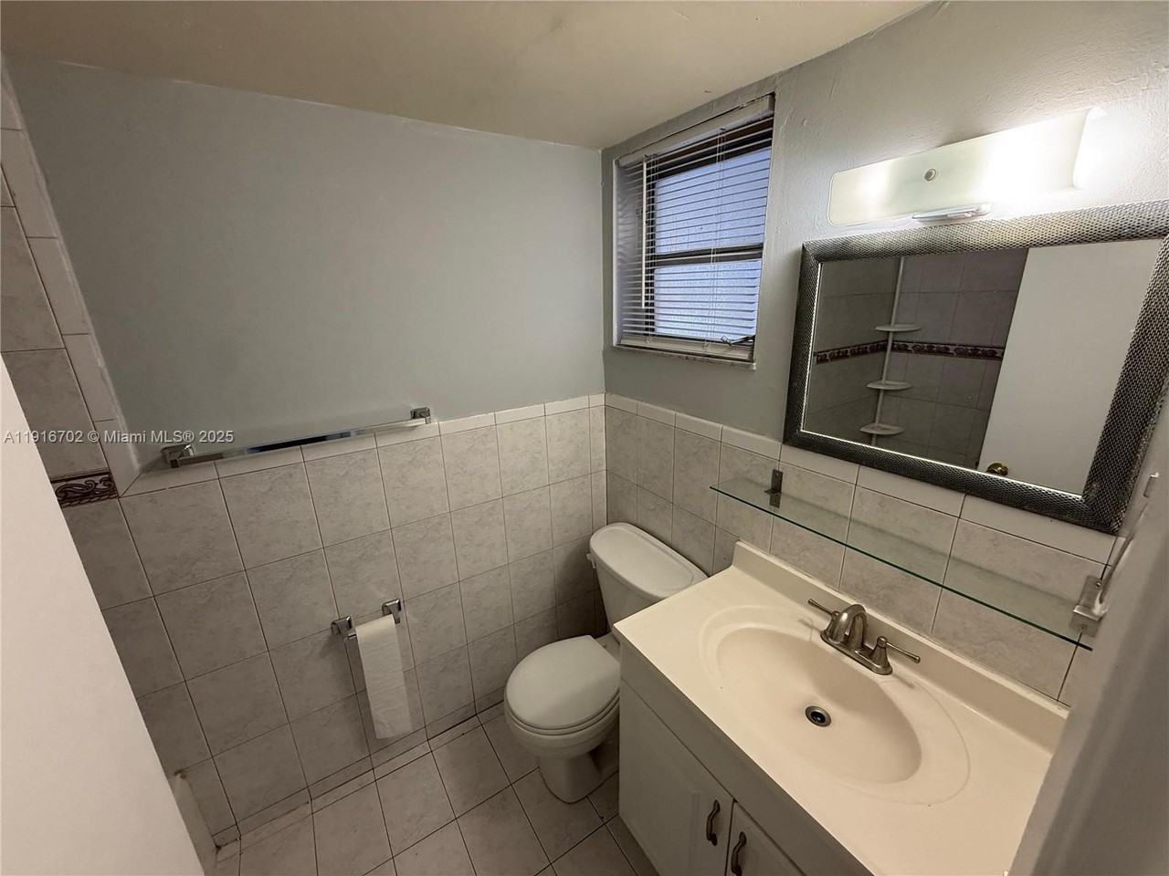 310 Fontainebleau Blvd #401 - Photo 5 of 12