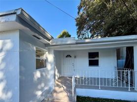 2729 Southwest 24th Terrace #2729 - Photo 1 of 1