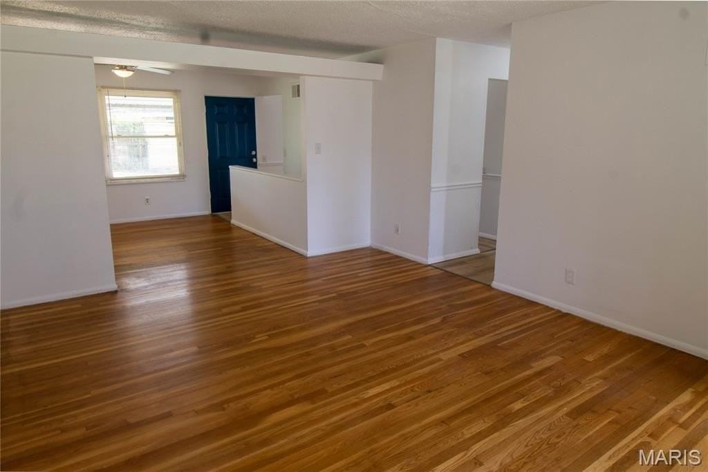 10606 Kilbourn Dr - Photo 2 of 12