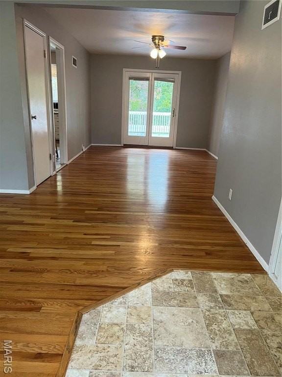 1119 Port Diane Dr - Photo 4 of 16