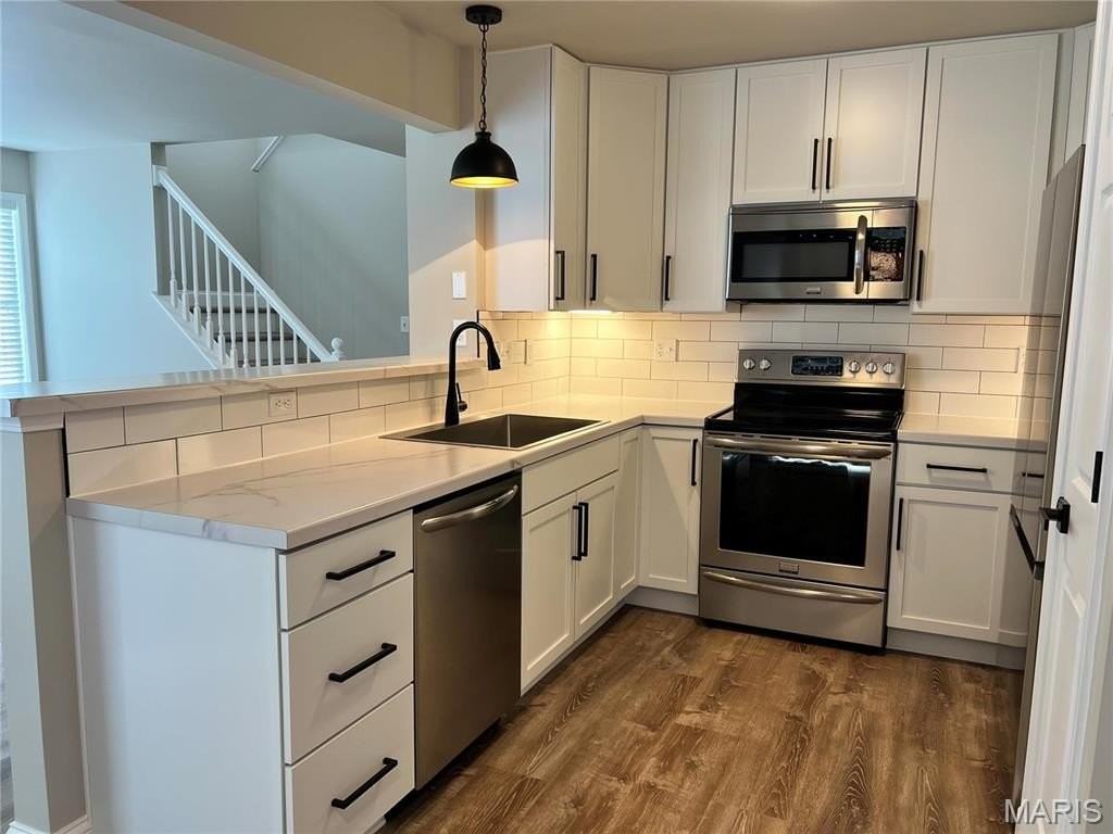 239 Tyndale Dr - Photo 7 of 33