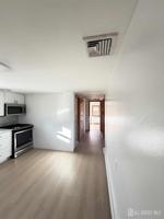 featured image of 6 Oakwood Place #2