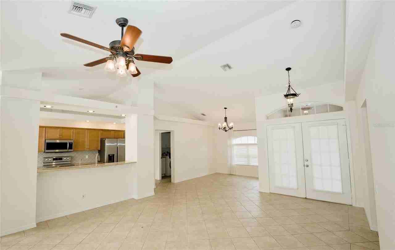 285 Marquette Rd - Photo 3 of 24