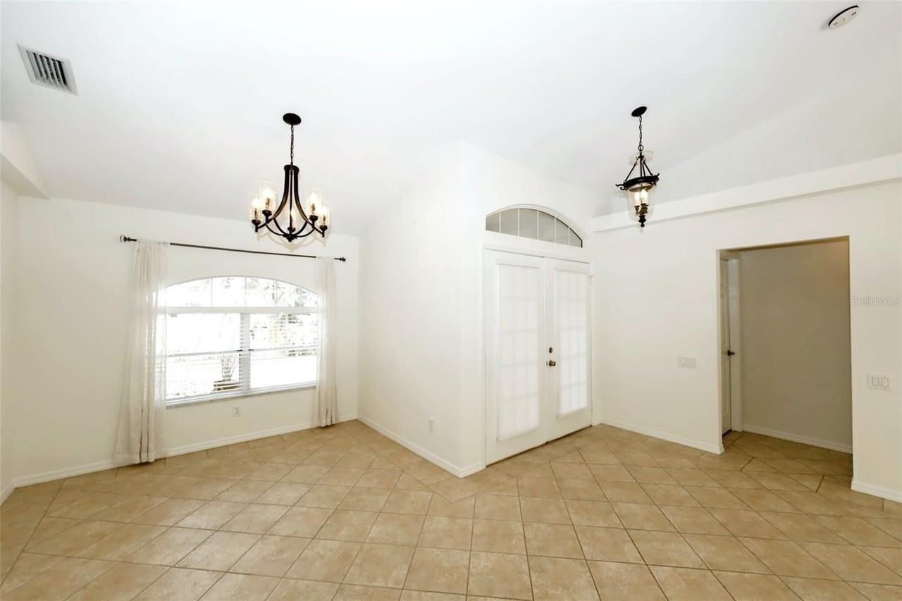 285 Marquette Rd - Photo 4 of 24