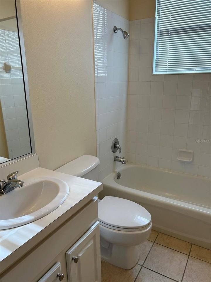 5915 Laurel Creek Trl - Photo 6 of 24