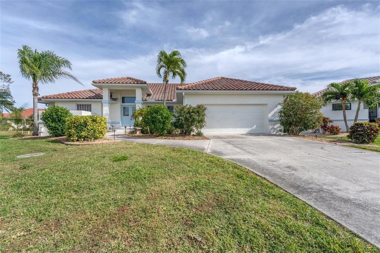 11 Amberjack Ter - Photo 4 of 38