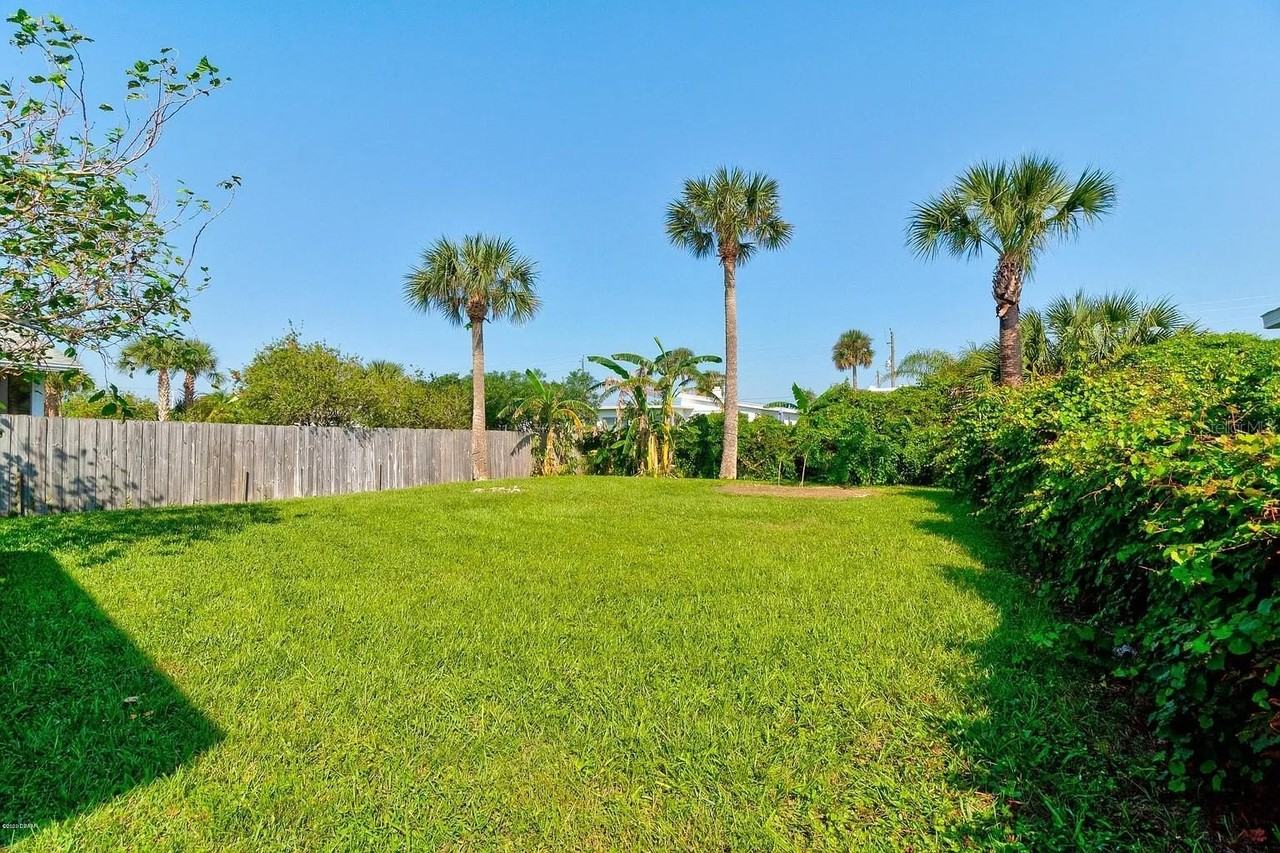 331 Williams Ave - Photo 3 of 21