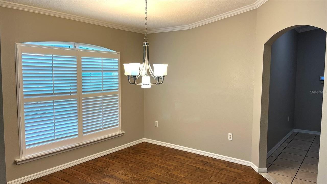 326 Fox Lake Dr - Photo 7 of 37