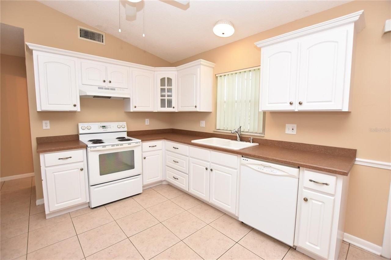 612 Lake Ned Rd - Photo 6 of 23