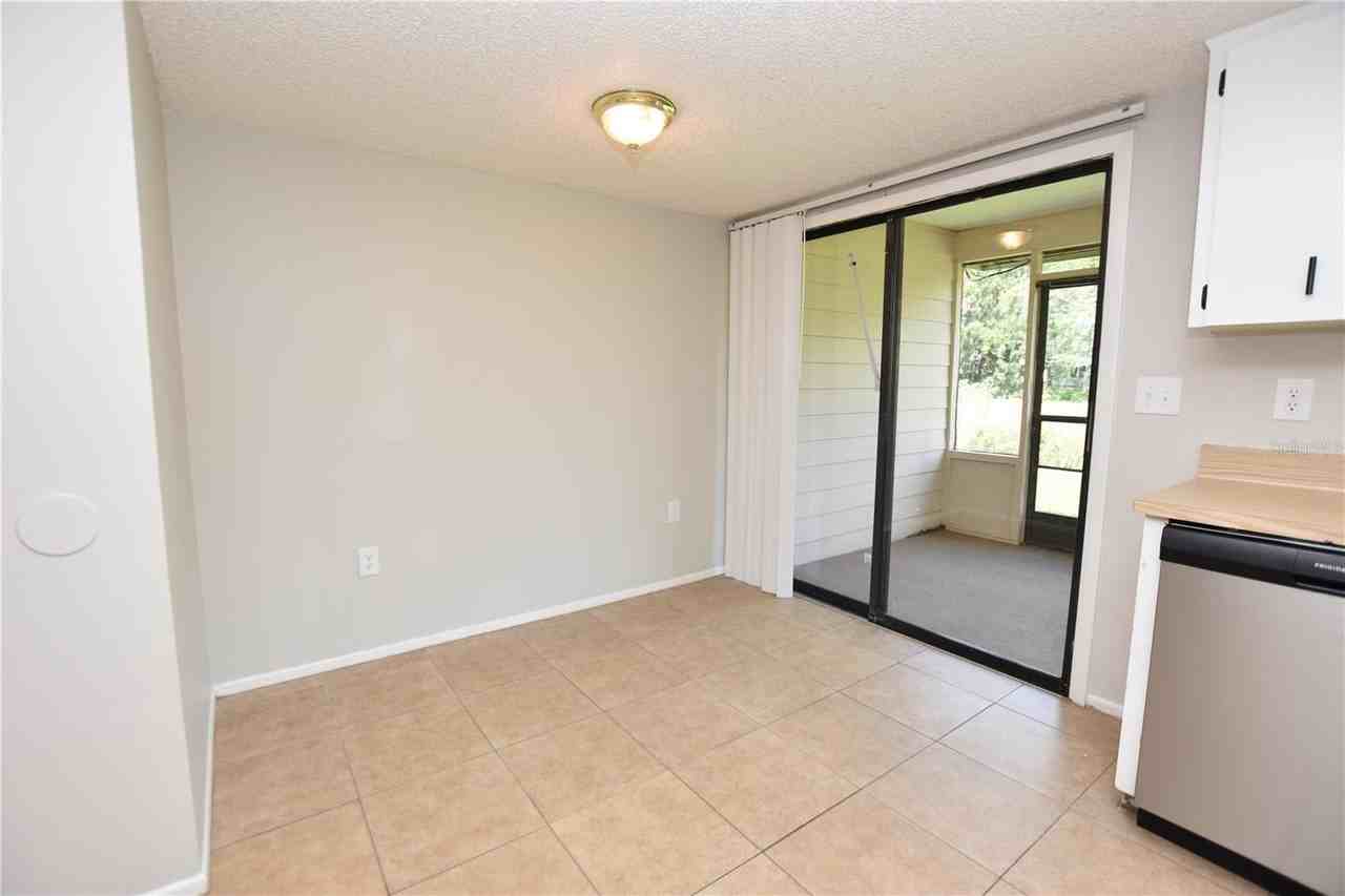 1440 Ridge Lake Ct - Photo 6 of 23