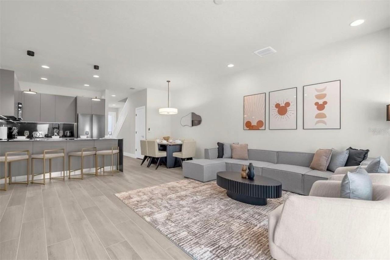 1411 Serendipity Ln - Photo 4 of 15