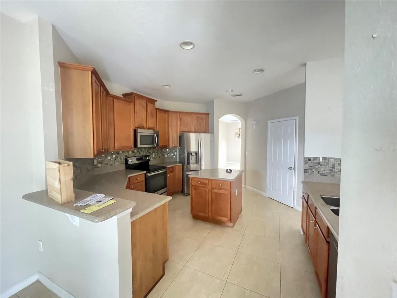 2930 Willow Creek Ln - Photo 7 of 14