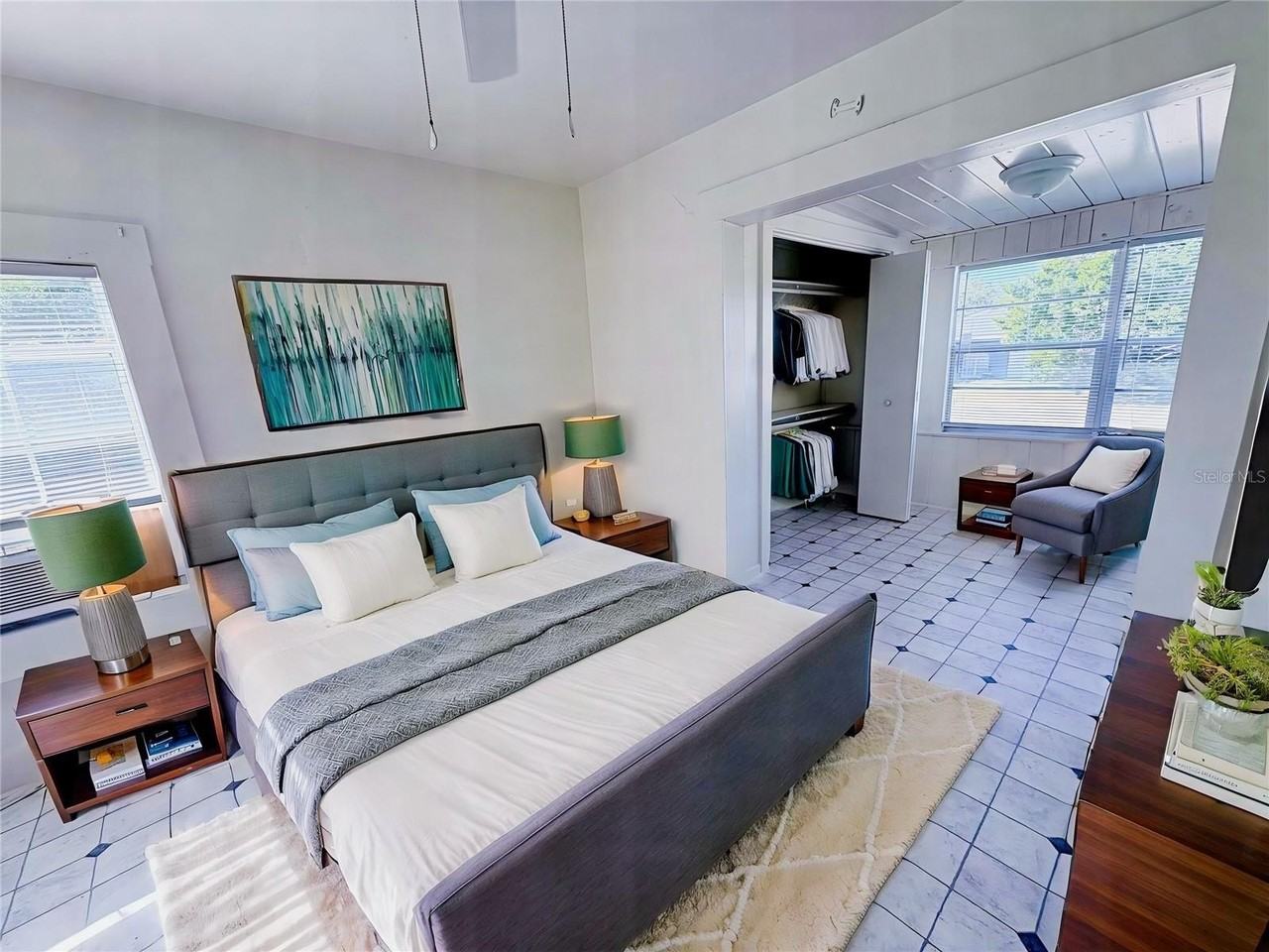 2320 Crest Dr - Photo 7 of 17