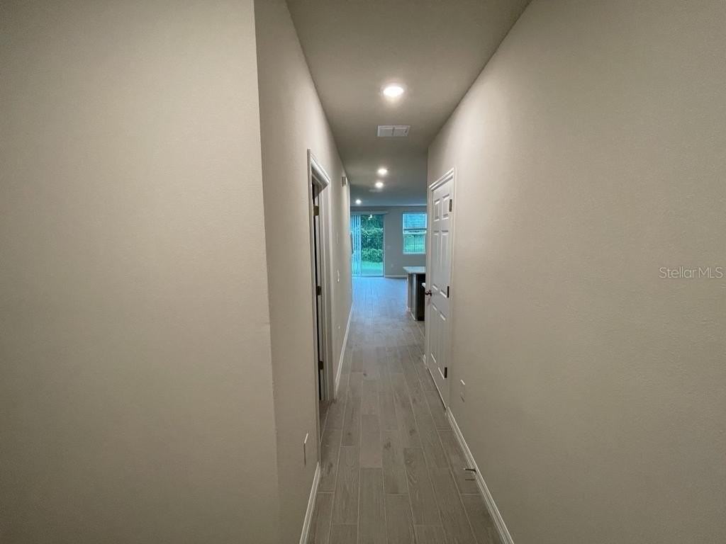 418 Legacy Loop - Photo 5 of 50