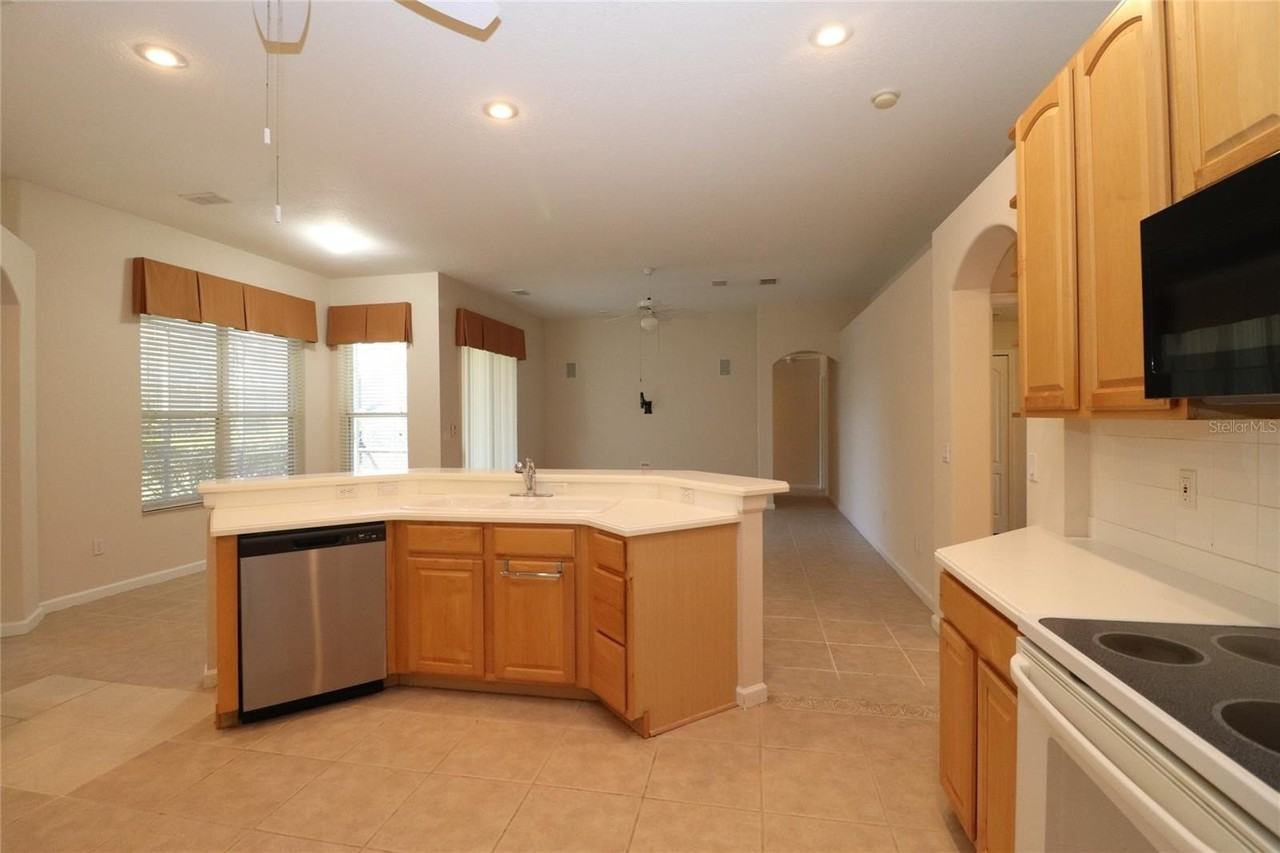 605 Cheviot Ct - Photo 6 of 32