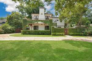 featured image of 300 Killarney Drive