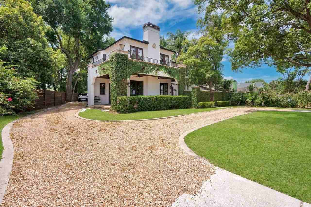 300 Killarney Dr - Photo 2 of 39