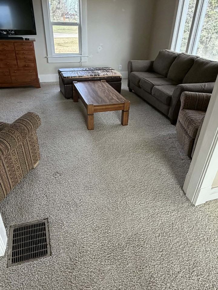 2450 Northwest Boulevard - Photo 6 of 9