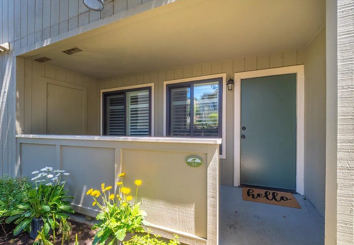 820 Casanova Ave - Photo 2 of 12