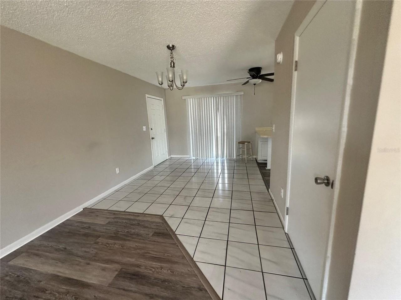 469 Emerald Rd - Photo 4 of 12