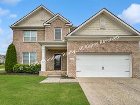 8020 Forest Hills Dr - Photo 1 of 1