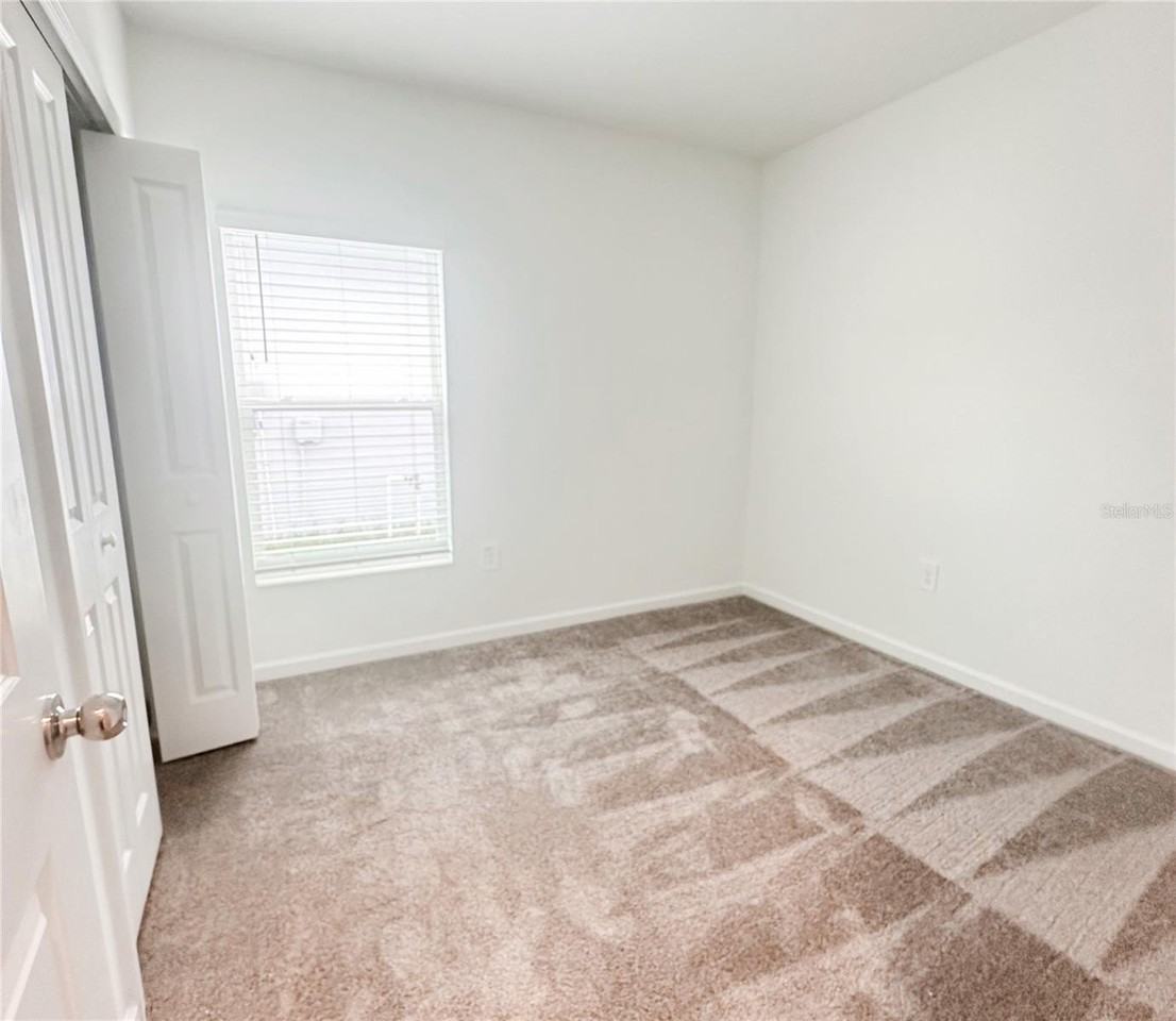 1153 Deepwater Cir - Photo 7 of 11