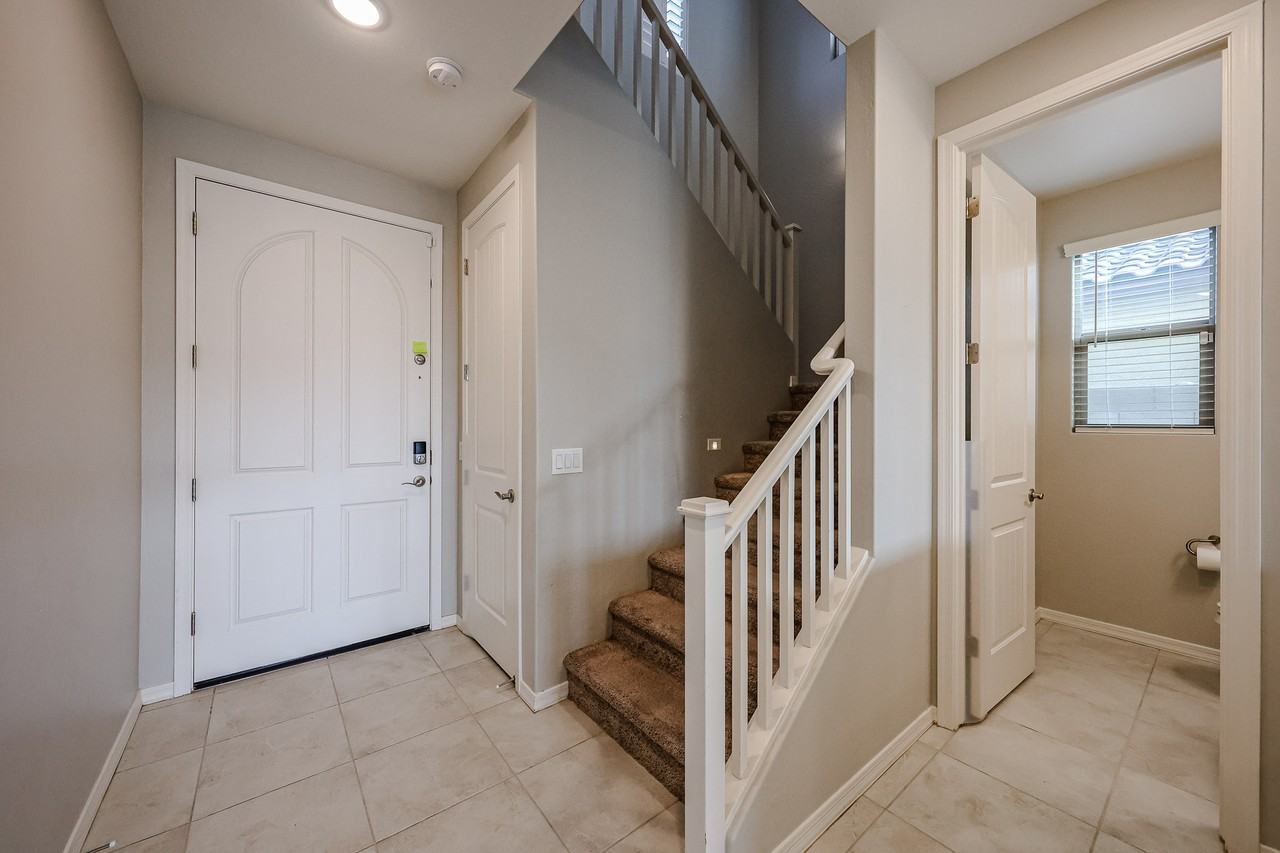 16215 West Camino De Oro - Photo 5 of 37