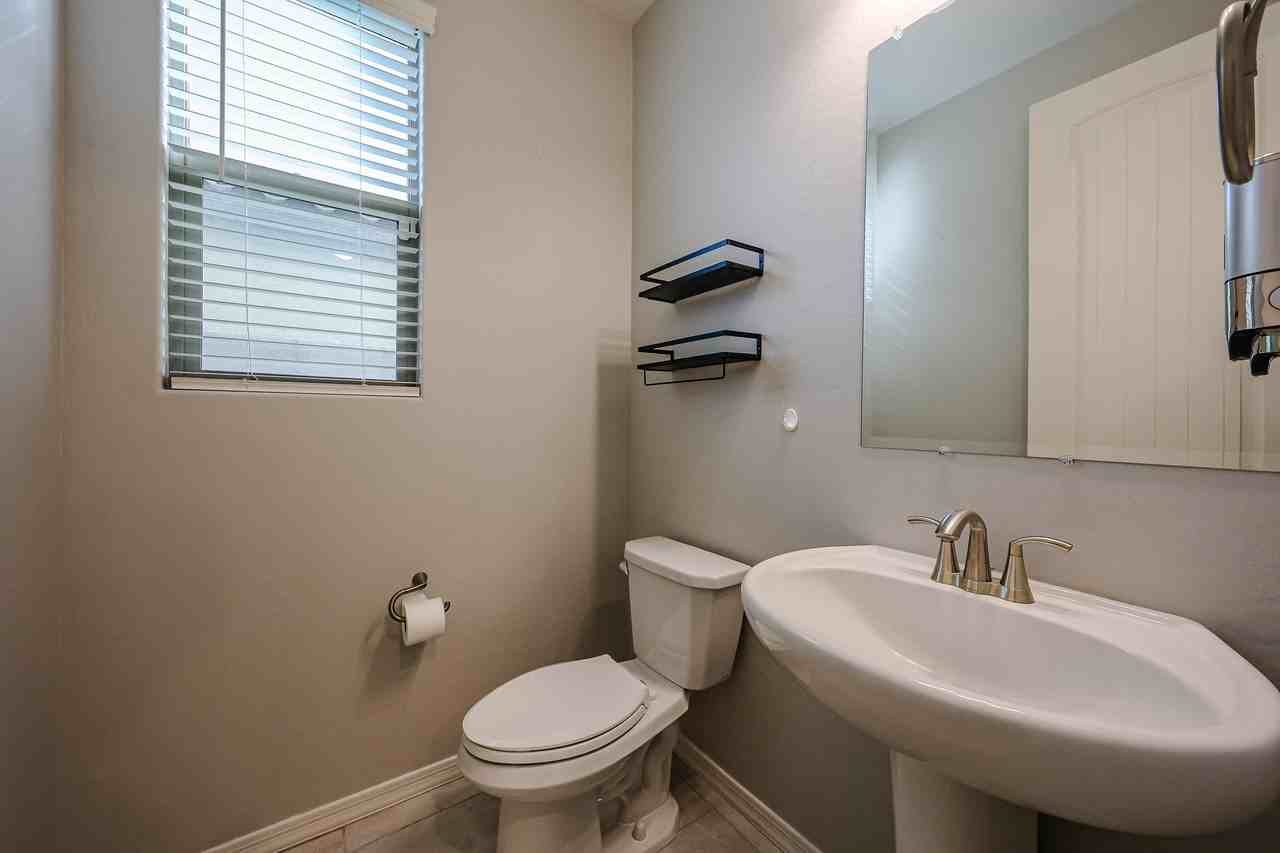 16215 West Camino De Oro - Photo 6 of 37