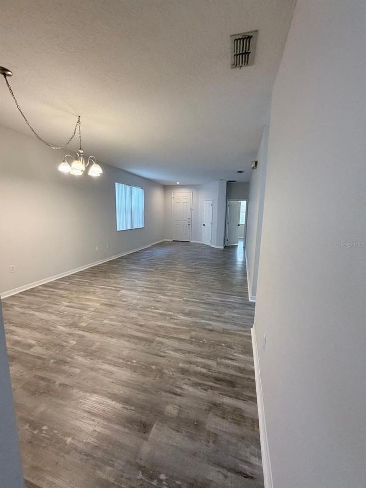 174 Sand Ridge Dr - Photo 6 of 22