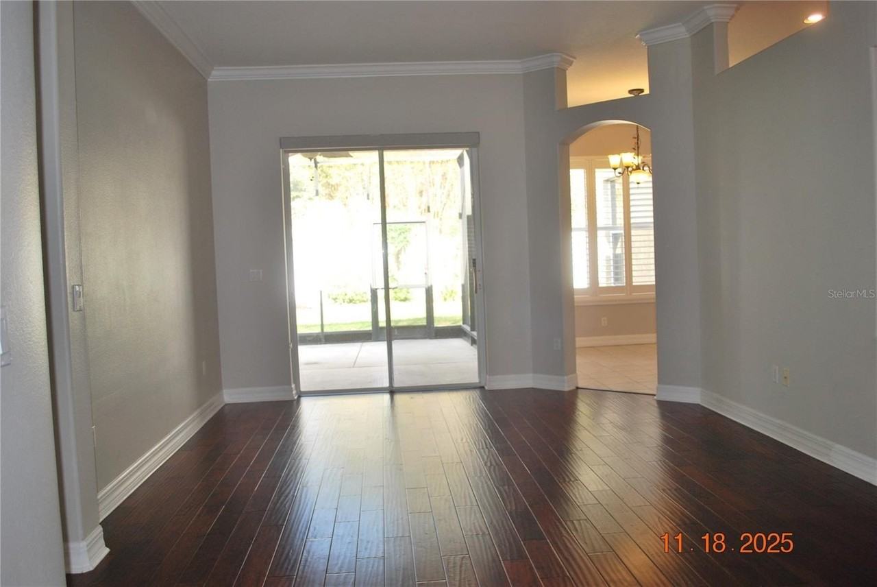 10021 Remington Drive - Photo 2 of 32