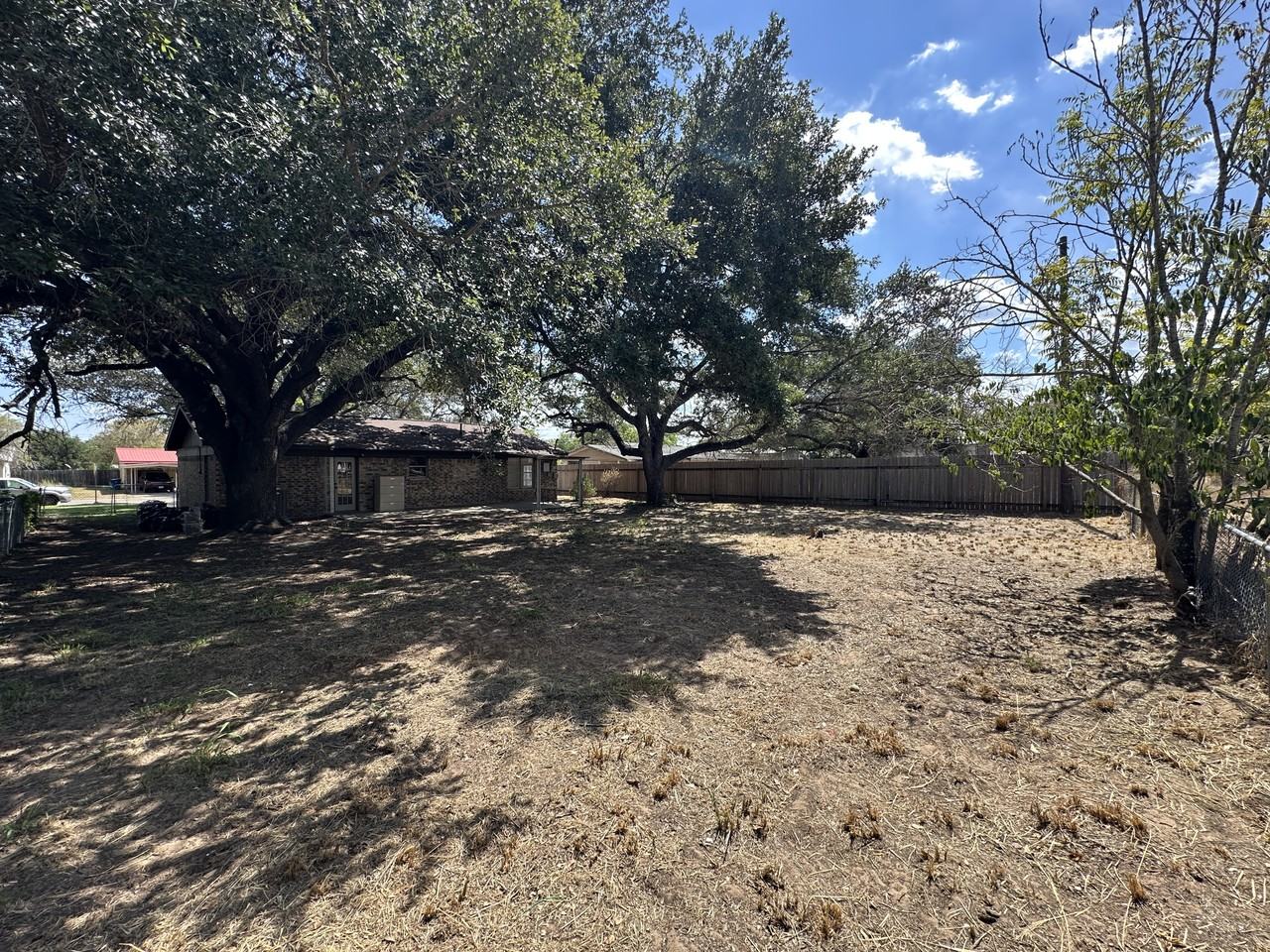 311 Tagert St - Photo 6 of 6