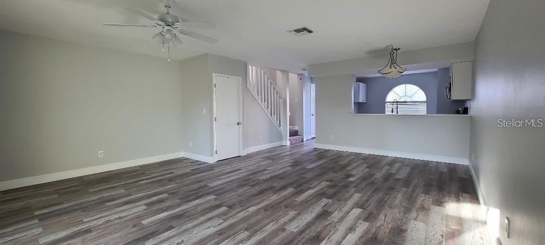 1517 Chateaux De Ville Ct - Photo 2 of 24