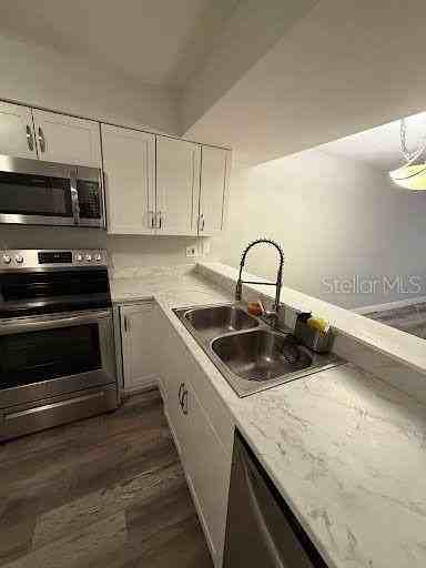 1517 Chateaux De Ville Ct - Photo 5 of 24