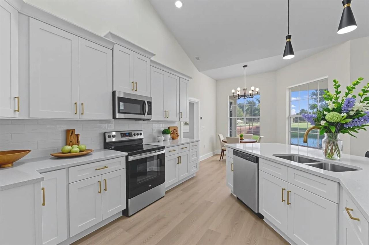 37015 Waldo Dr - Photo 7 of 27