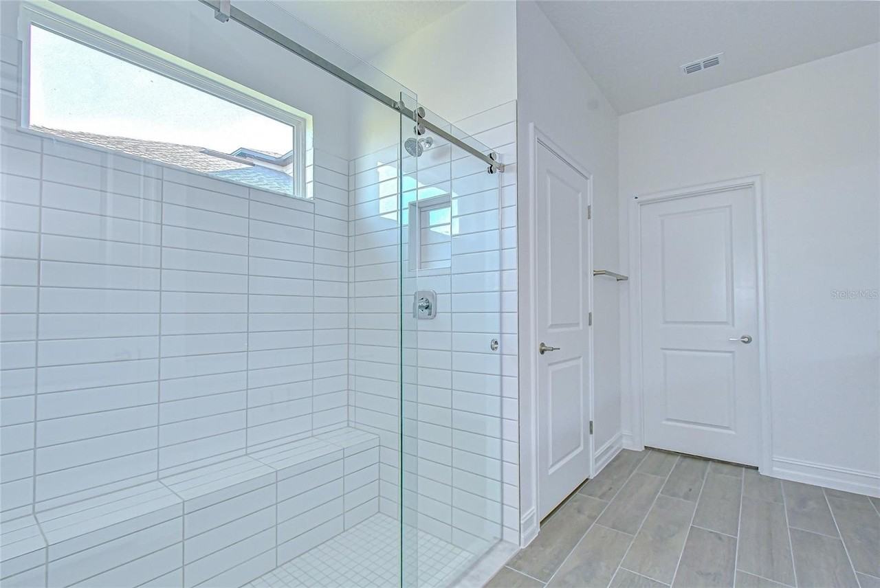 9438 Gladsome Dr - Photo 7 of 50