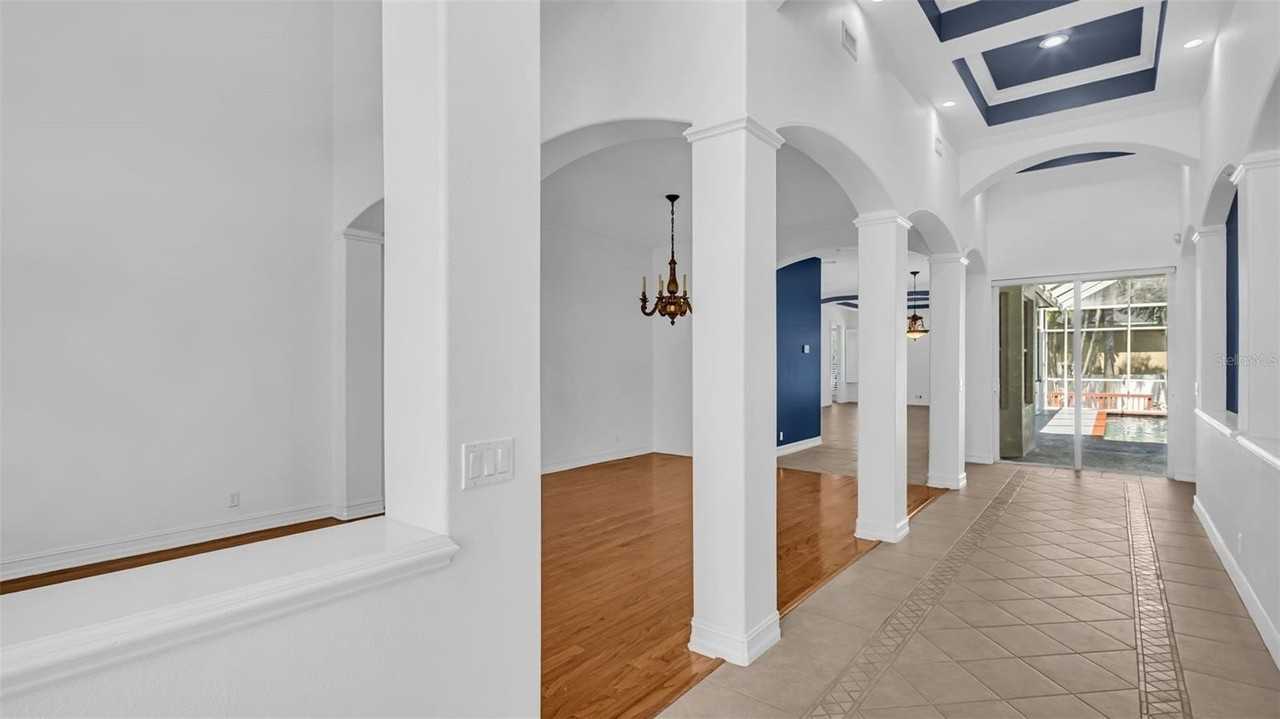 1089 Cordova Blvd Ne - Photo 4 of 50