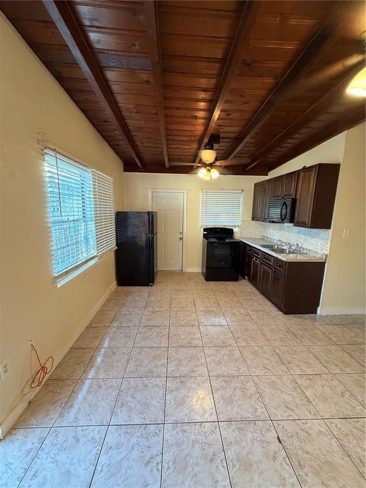 3612 E Osborne Ave #A - Photo 2 of 10