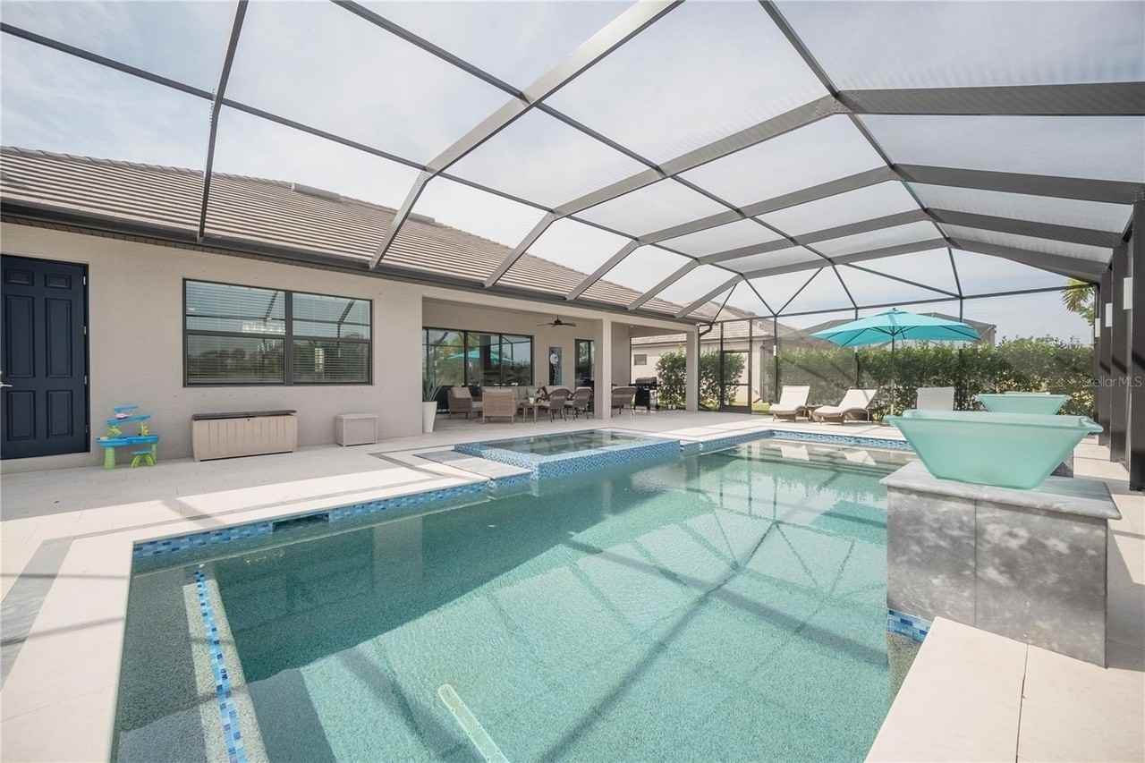 11673 Rolling Falls Bend - Photo 2 of 26