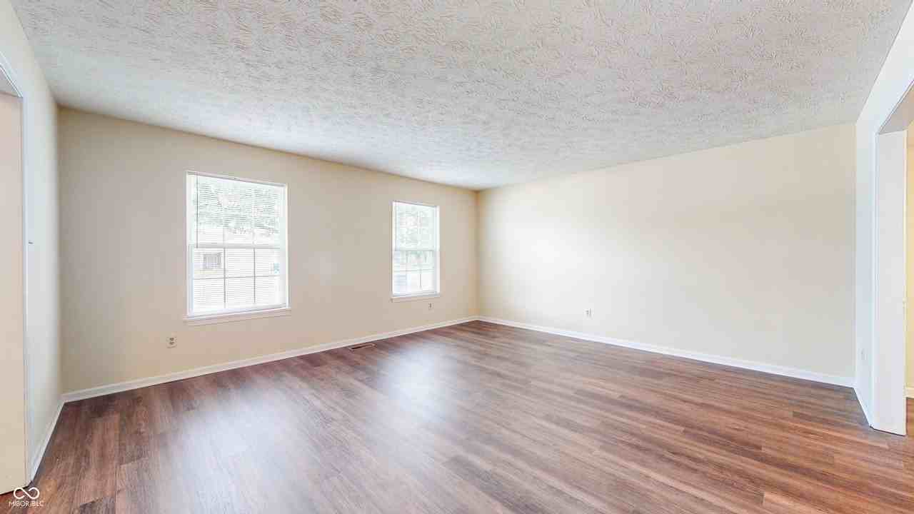 3916 Jekyll Ct - Photo 4 of 18