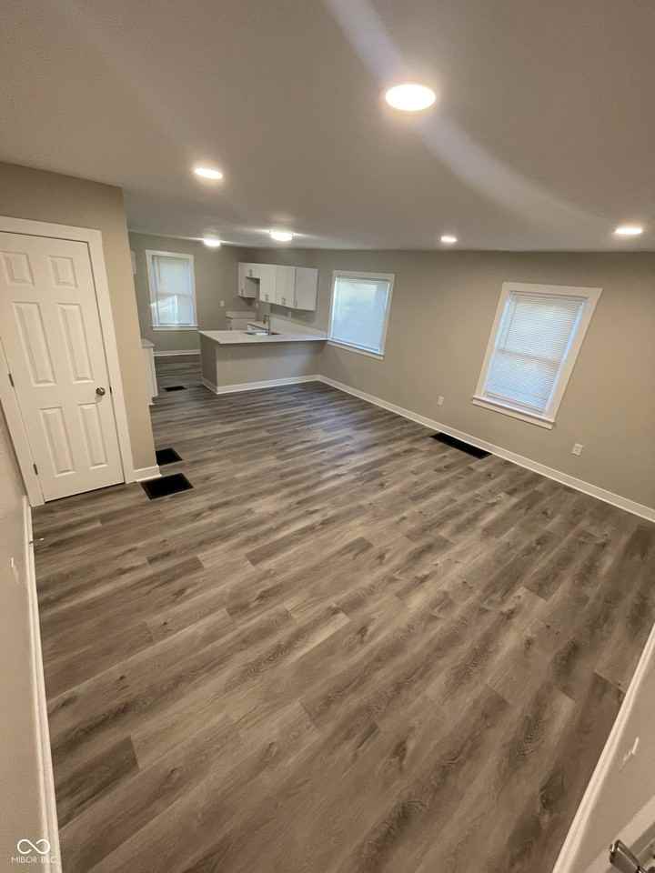 41 Rosemere Ave - Photo 5 of 19