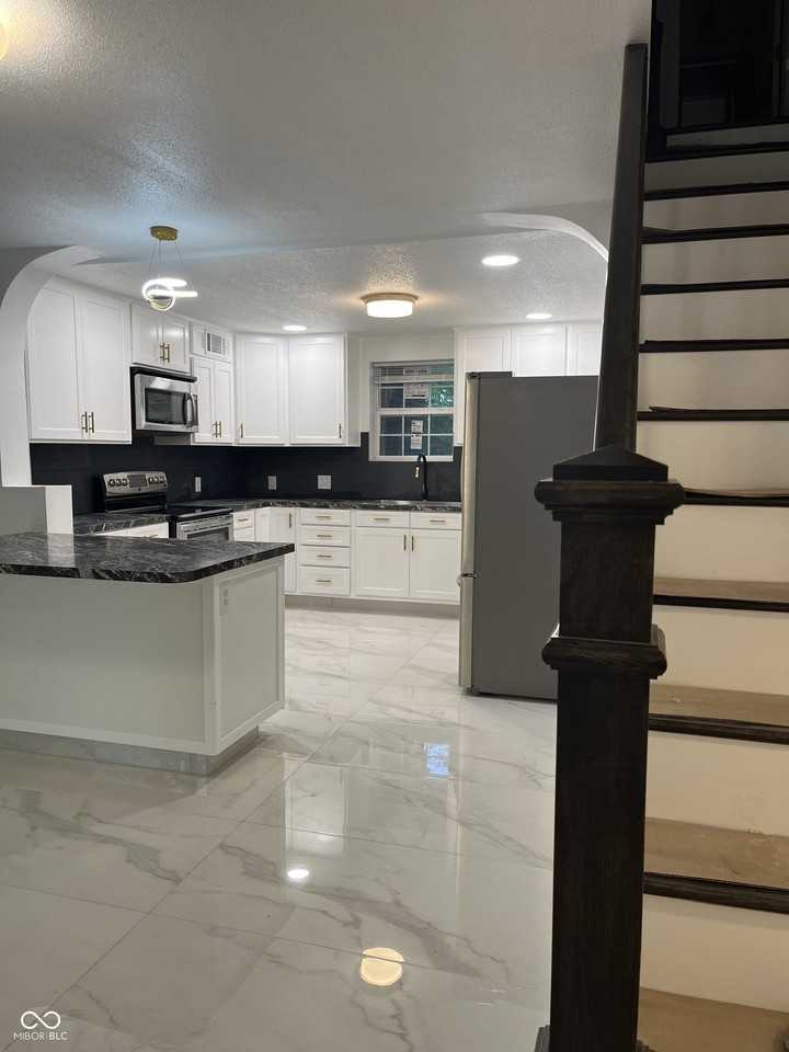 1340 Rohrer Rd - Photo 6 of 16