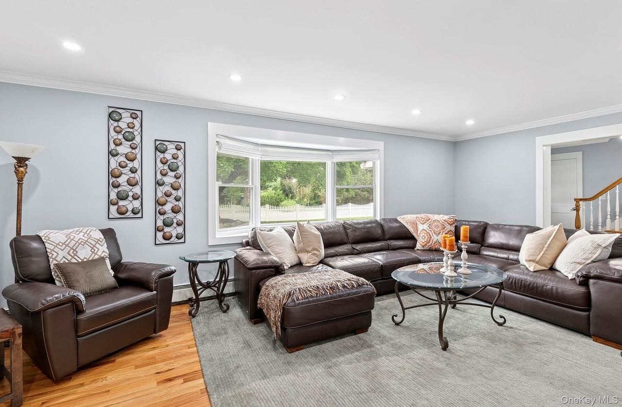 48 Fanning Ave - Photo 6 of 15