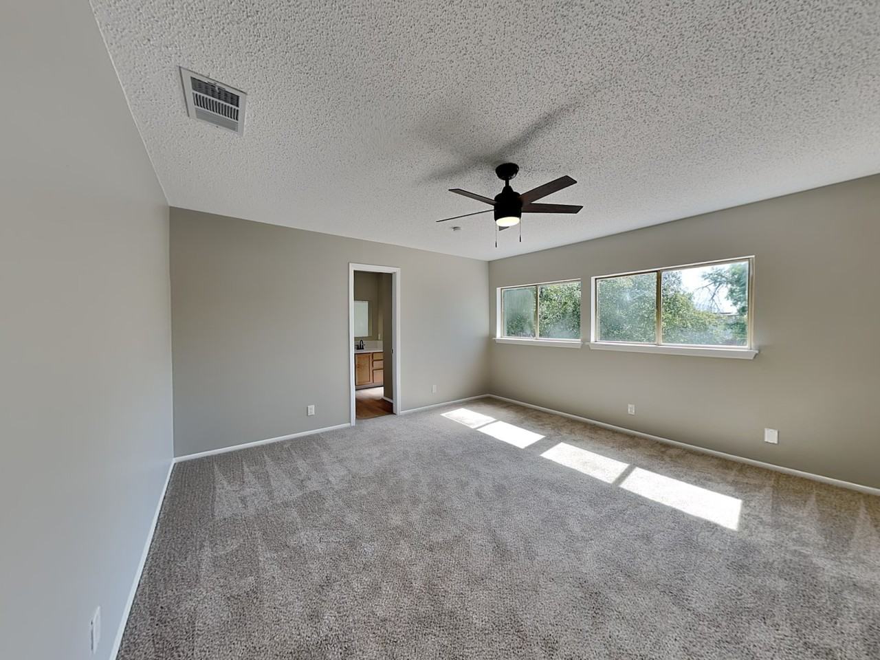 8011 Manderly Pl - Photo 7 of 19