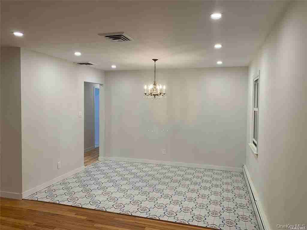 101 Landing Road - Photo 4 of 9