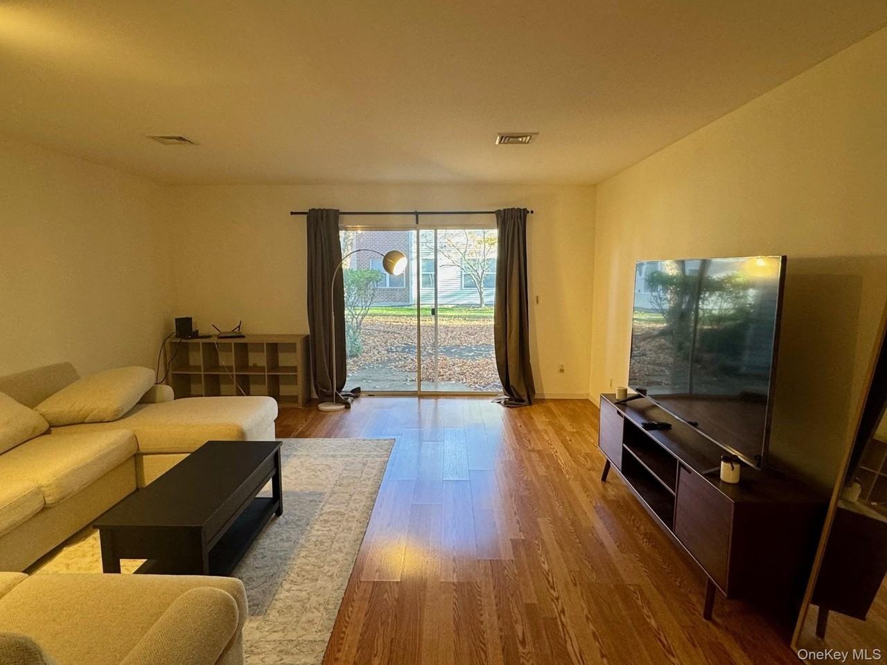 51 Deer Ct Dr - Photo 5 of 24