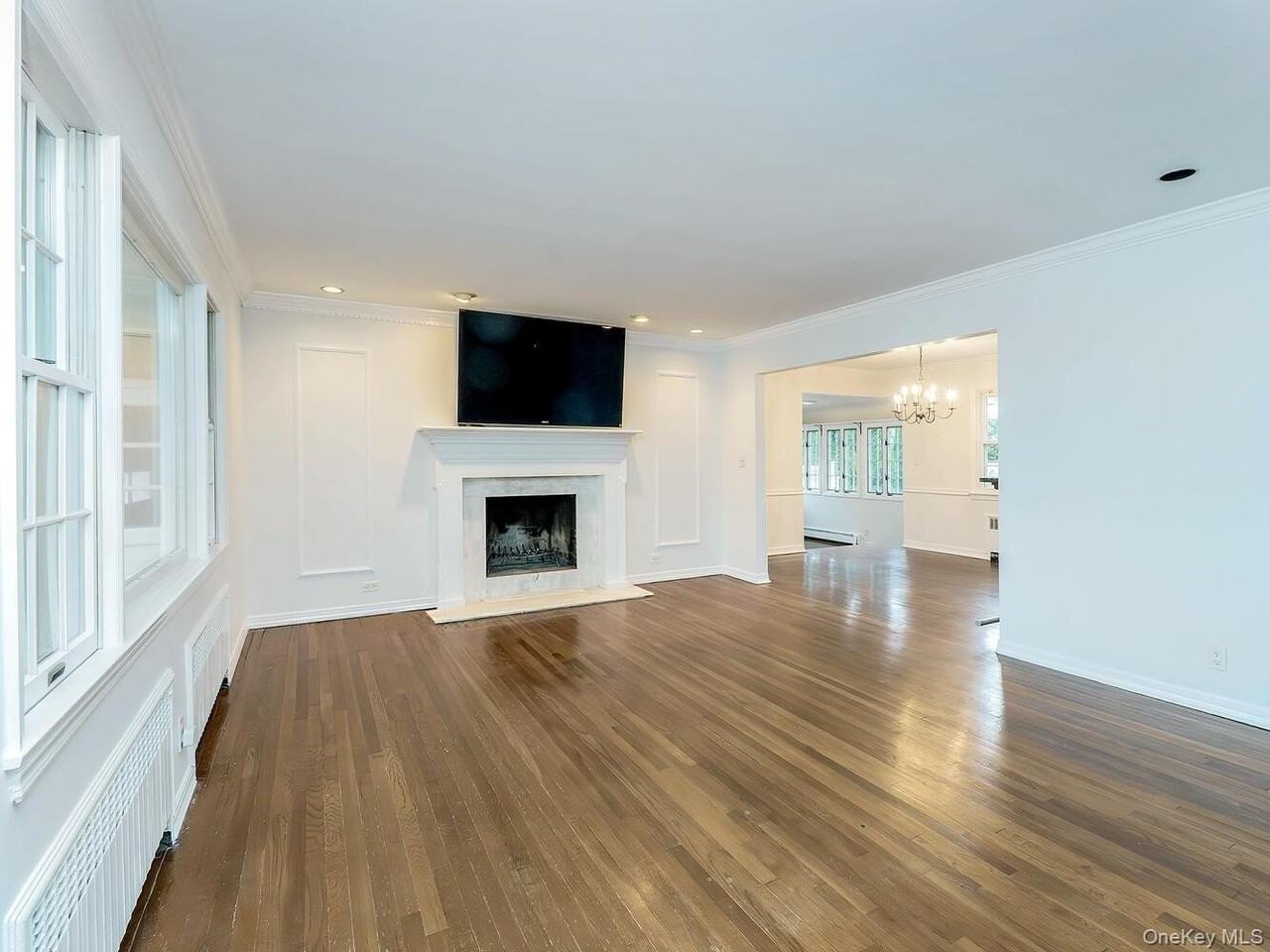 41 S 4th St - Photo 4 of 39